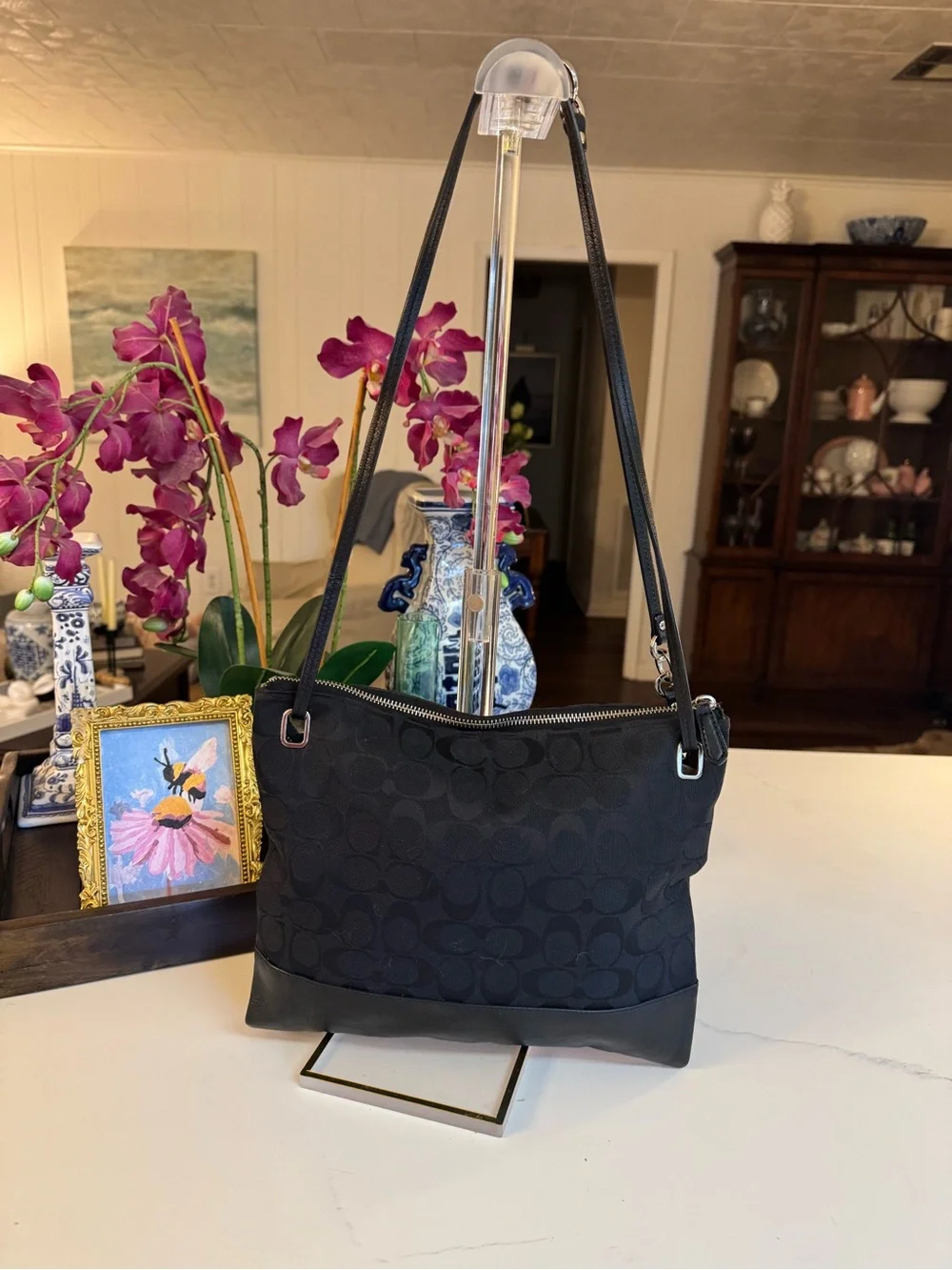 🖤 COACH BLACK SIGNATURE CANVAS AND LEATHER SHOULDER BAG!🖤🖤
